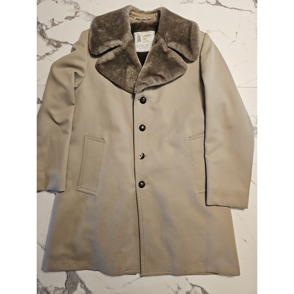 London Fog Other - 70s Vintage London Fog Trench Coat Faux Fur Lining And Collar Mens Size 38
